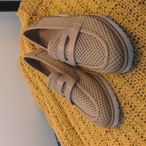 Blush tan pink knit loafers